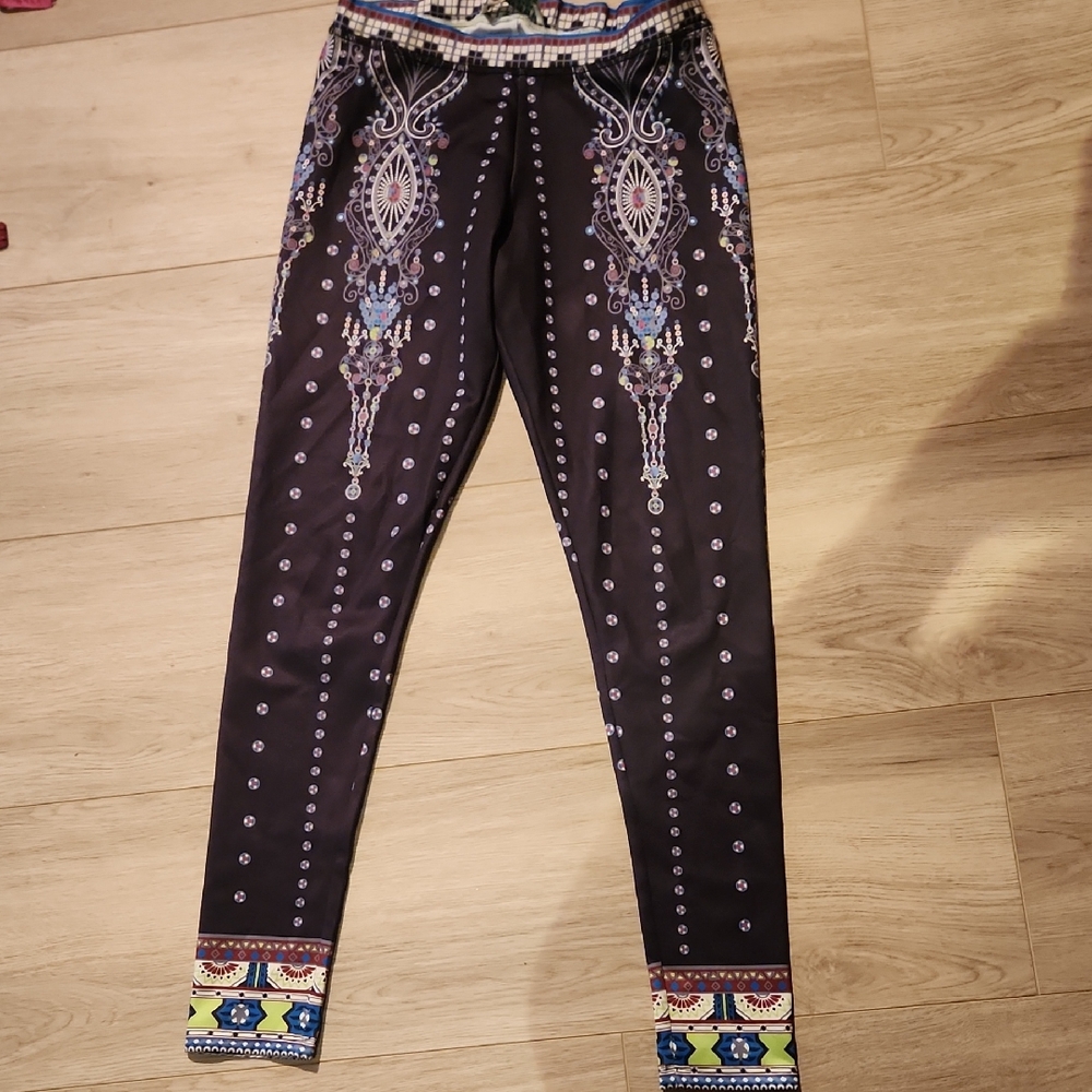 Flying Tomato Black and Blue Patterned Leggings